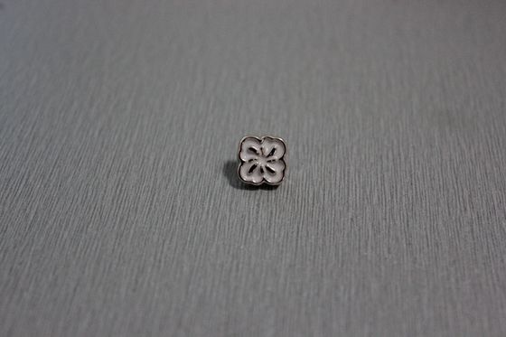 Eco-thân thiện Tuỳ chỉnh quần áo nút Buttons ABS trang trí cho quần áo 16L