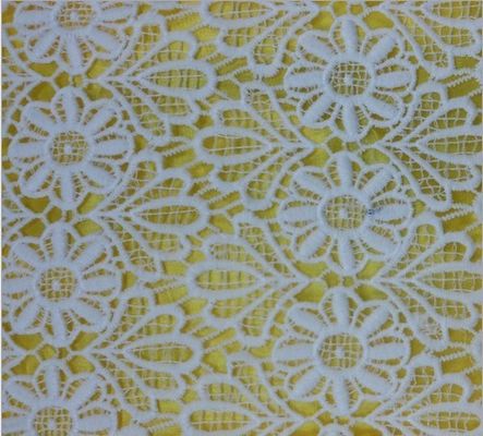 Cắt polyester / rayon cưới thêu ren vải cho phụ nữ, nước hòa tan