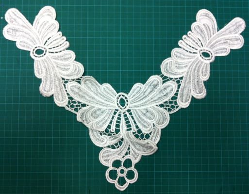 mô hình bướm trắng Quần áo Motif / Girl thêu cổ áo bông